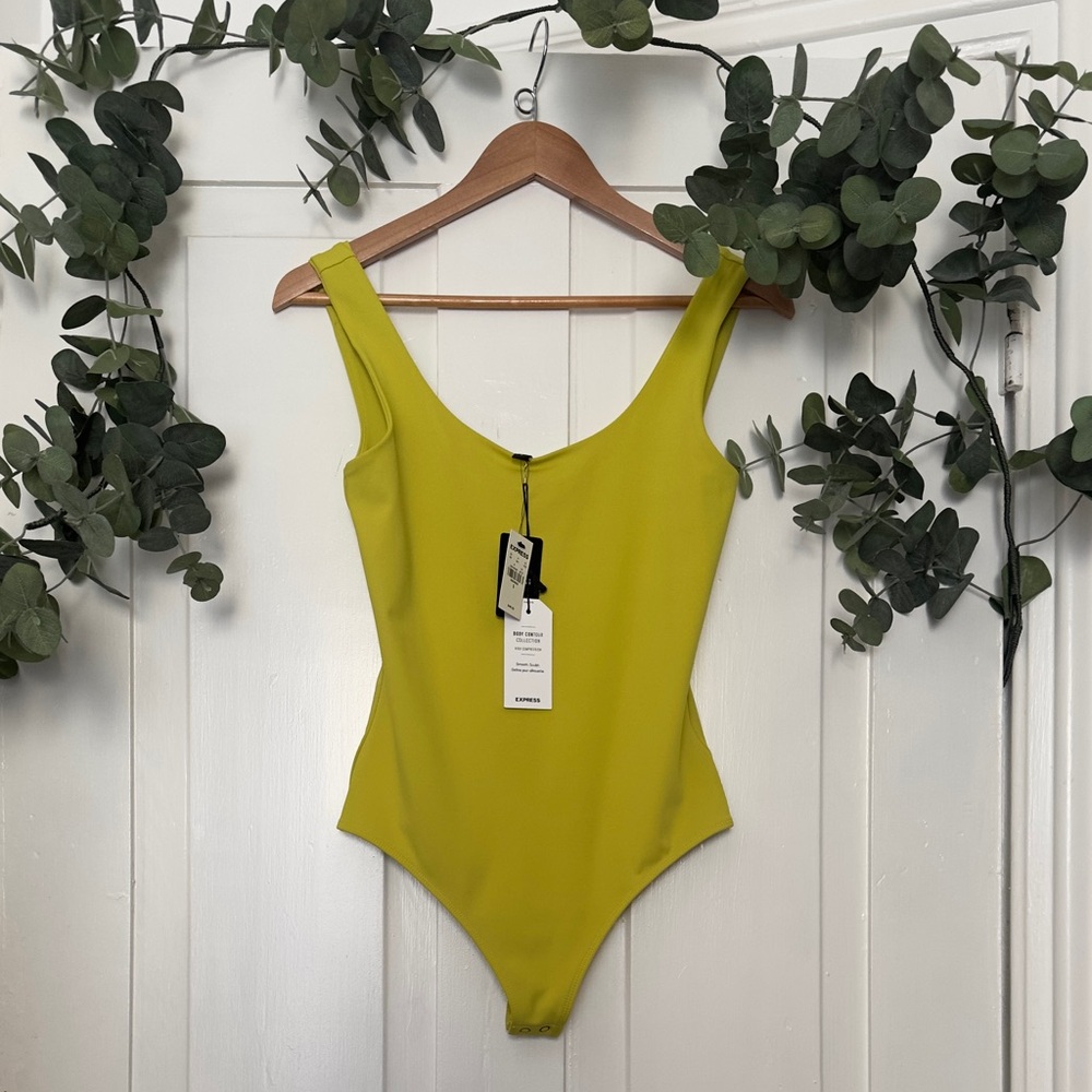 NWT Express Body Contour Collection Bodysuit in Yellow